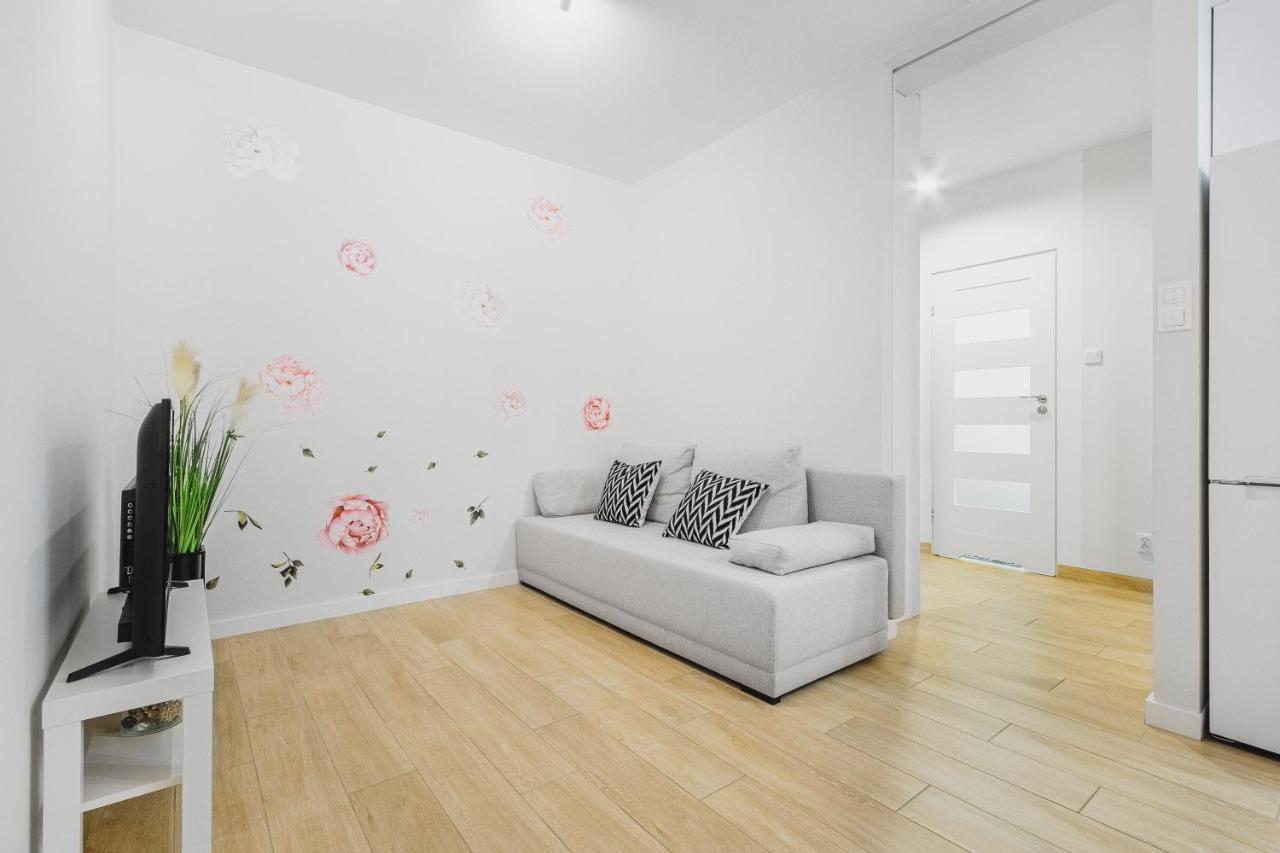 Floris Apartment Лодз Екстериор снимка